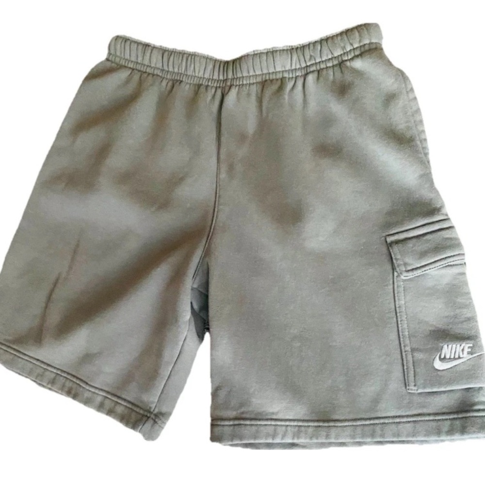 Nike Club Fleece Cargo Shorts!